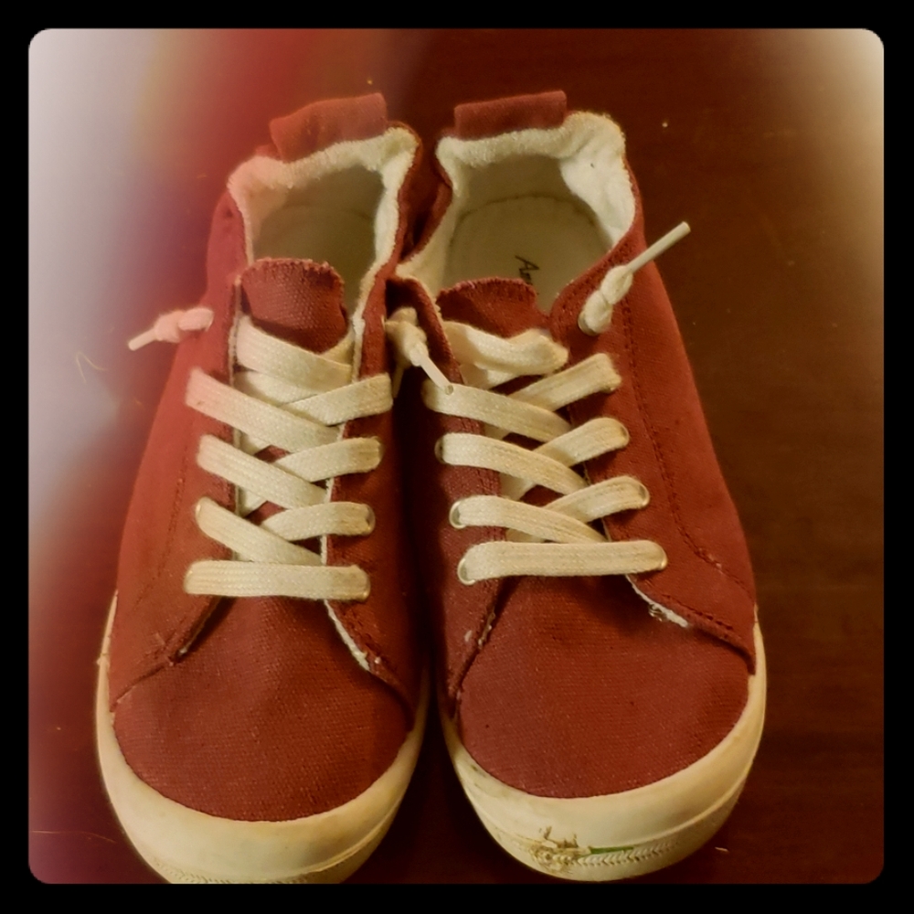 American Eagle casual shoes